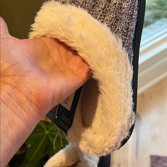 Memory Foam Comfy Cushy Isotoner Womens Navy Machine Washable Slippers Medium - Picture 14 of 15